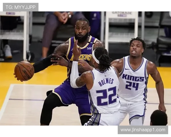 NBA总决赛巅峰对决直播视频全程高能放送 NBA总决赛巅峰对决直播视频全程高能放送