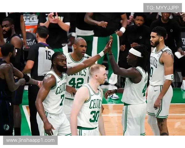 NBA直播破解版:免费观看高清赛事全程无广告 NBA直播破解版:免费观看高清赛事全程无广告